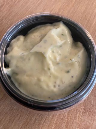 Sos de maioneza cu usturoi