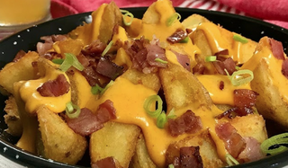 Patatas Cheddar