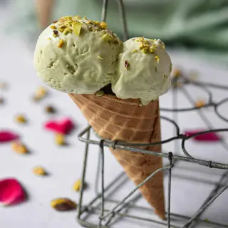 Pistachio Ice cream Scoop