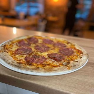 19. Salami Gigant 45 cm