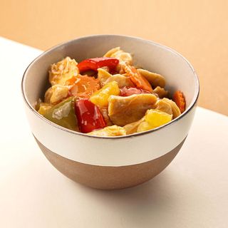 Pollo Con Salsa Agridulce Y Verduras