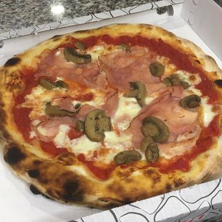 Prosciutto e funghi
