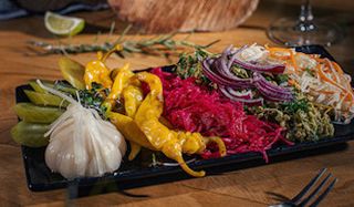 მჟავის ასორტი