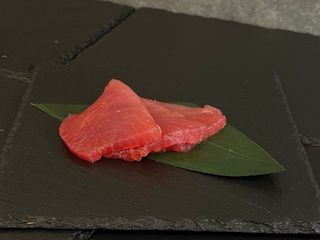 Sashimi z tuńczyka