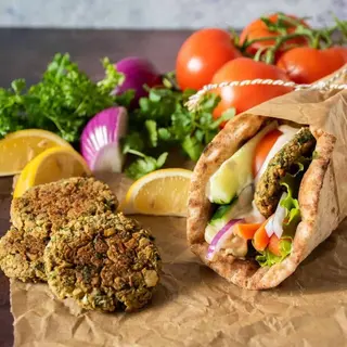 Tortilla falafel