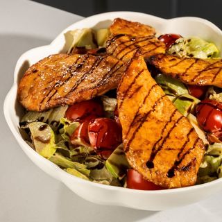 ქათმის სალათი