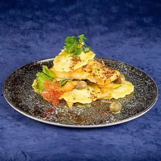 SOMON CU RAVIOLI SI SOS DE LAMAIE