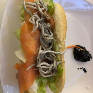 Bocata El Ten-Ten-Pie Del Diputado