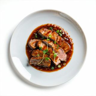 Maiale misto al sugo