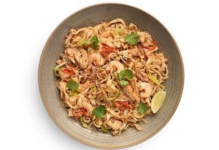 pad thai - chicken and prawn