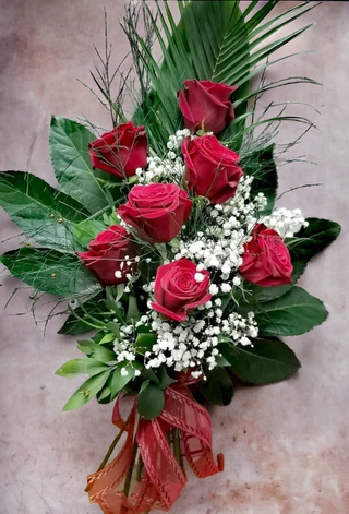 Buket sa 7 crvenih ruža