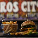 Classic burger + pomfrit 350gr