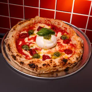 Pizza Burrata Al Pesto