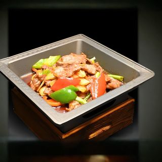 Vita pe placa incinsa 铁板牛肉