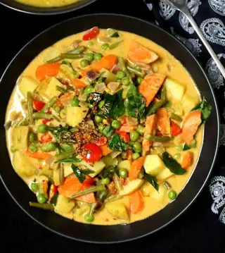 33 Sabji korma