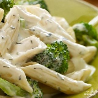 Spaghete cu broccoli si gorgonzola