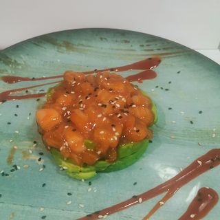 Tartar de salmón