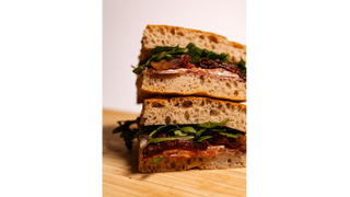 Focaccia al prosciutto crudo