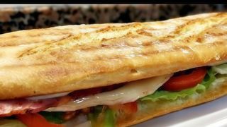 Bocadillo De Raxo Completo