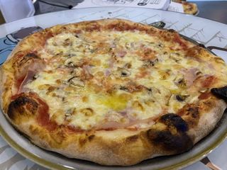 Pizza Libero capricciosa