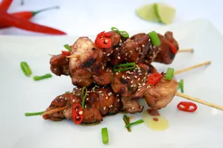 120A.Teppanyaki Pincho De Pollo