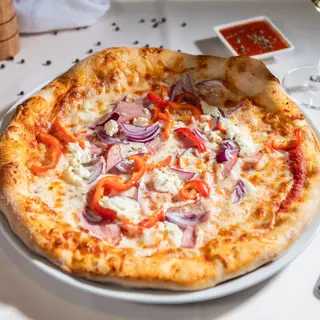 Pizza Taraneasca