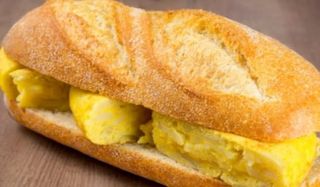 Bocadillo De Tortilla Andaluza