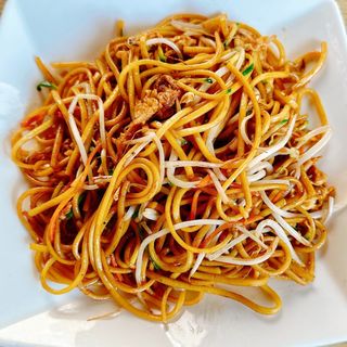 Spaghetti saltati con verdure