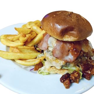 Hamburguesa Tex-Mex + patatas fritas 