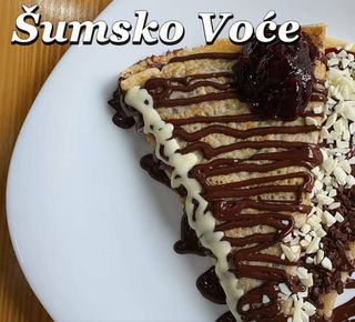 Palačinke šumsko voće