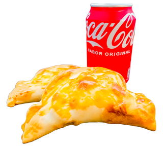 2 Empanadas Argentinas +  1 Bebida
