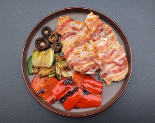 Pileći file u panceti