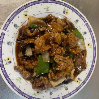 Ternera con salsa de judías negras 