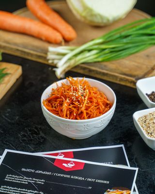 Морковка по-корейски