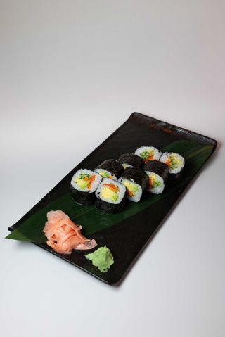 Futomaki vege roll  8 komada