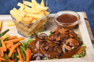 Mushroom Fillet Steak with Fries