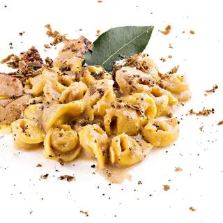 Agnolotti in crema tartufo bianca
