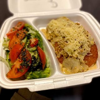 Placki ziemniaczane w sosie pieczarkowym