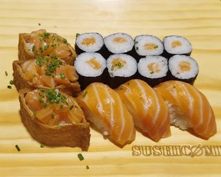 #1105 SUSHI MISTO (14 PEÇAS)