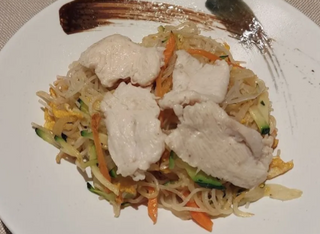 Spaghetti di riso alla chicken