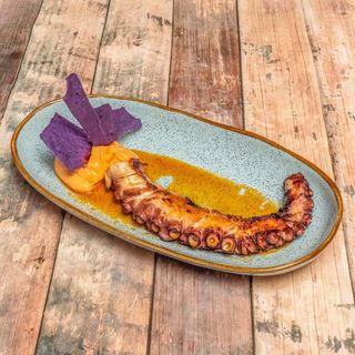 Pulpo A La Brasa