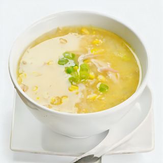 Sopa de Maíz con Carne de Cangrejo