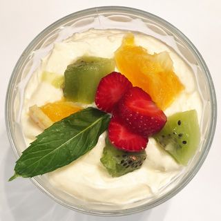 Крем вершковий з фруктами (200г)