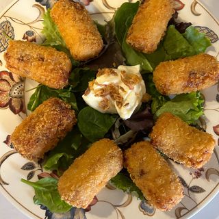 Croquetas Caseras (Ración)