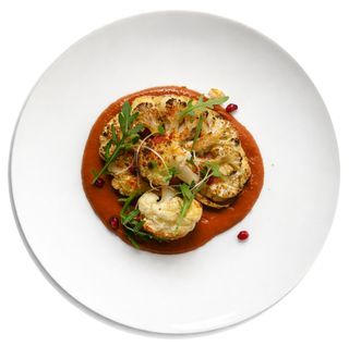 Цвітна капуста з томатним соусом (260 г)