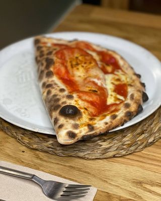 Calzone (Pizza Doblada)