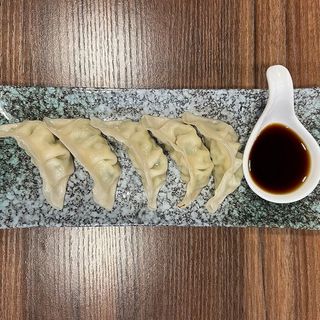 46A. Gyoza de pollo con curry