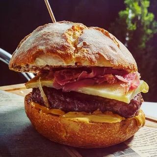 Hamburguesa Ousa Gourmet 
