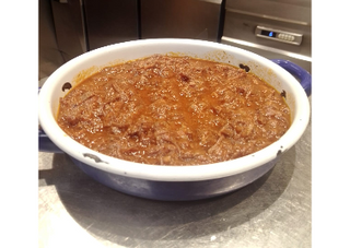 CARNE CON TOMATE