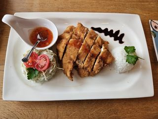 Pohovana piletina sa sweet chili sosom